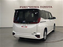 ノアHEV S-Z E-Four