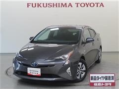 トヨタ プリウス A E-Four