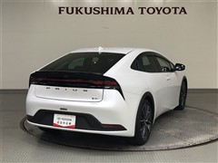 プリウス G E-Four