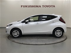 アクア G E-Four
