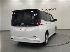 ノアHEV Z E-Four