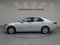 クラウンHEVロイヤルサルーンGFour