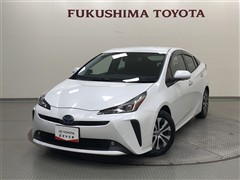 トヨタ プリウス A E-Four