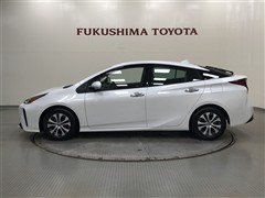 プリウス A E-Four