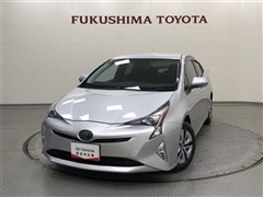 トヨタ プリウス A E-Four