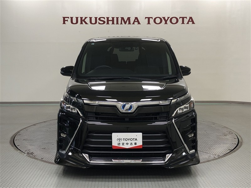 ヴォクシーHEV ZS（026019640345）の中古車 | トヨタ認定中古車