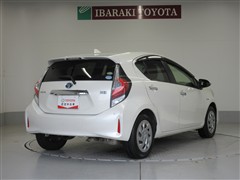 アクア S スタイルブラック