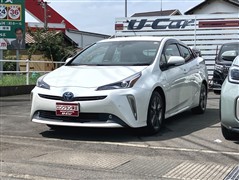 トヨタ プリウス A ツーリングセレクション