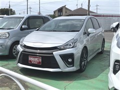 トヨタ プリウスアルファ S G's