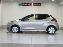 ヤリス ハイブリッド Z