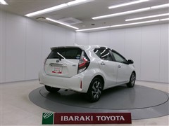 アクア S スタイルブラック