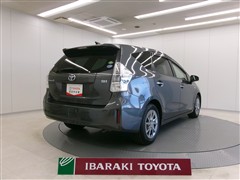 プリウスアルファ S