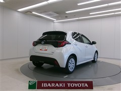 ヤリス