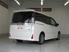 ヴォクシー hv ZS キラメキ2