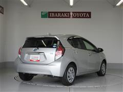 アクア S スタイルブラック