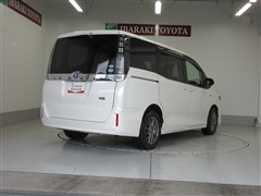 ヴォクシー ハイブリッド X