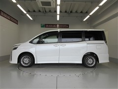 ヴォクシー ZS