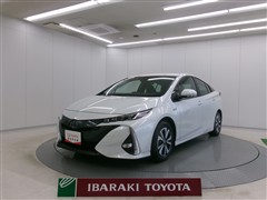 トヨタ プリウスPHV A ナビ