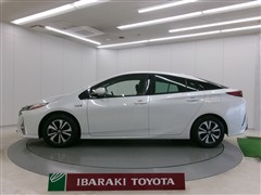 プリウスPHV A ナビ