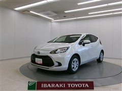 トヨタ アクア G
