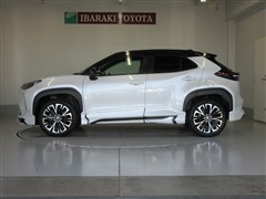 ヤリスクロスHV