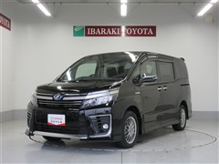 トヨタ　ヴォクシー ZS キラメキ2