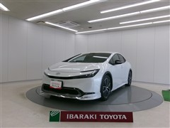 トヨタ　プリウス Z