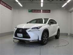 NX200t Fスポーツ