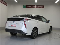 プリウス A ツーリングセレクション