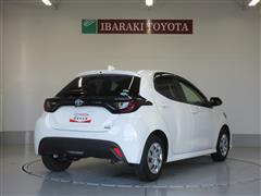 ヤリス ハイブリッド X