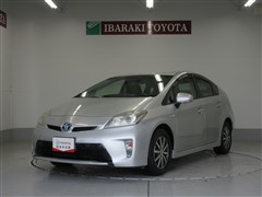 トヨタ プリウス S