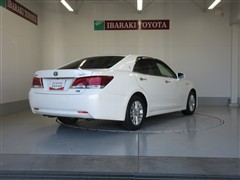 クラウンロイヤル HV ロイヤルサルーン