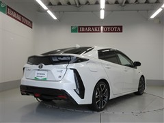 プリウスPHV G's