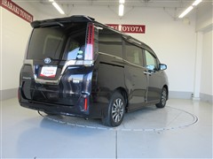 エスクァイアHV GIプレミアムBLテ