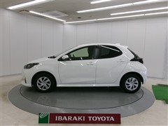 ヤリス X