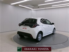 ヤリス X