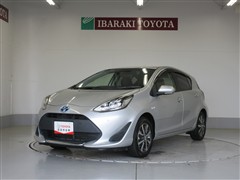 トヨタ アクア S スタイルブラック