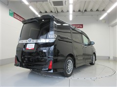 ヴォクシー hv ZS キラメキ3