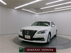 クラウン ロイヤルサルーン