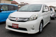 アイシス プラタナ