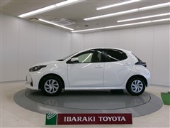 ヤリス ハイブリッド X