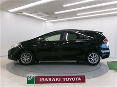 プリウスアルファ S