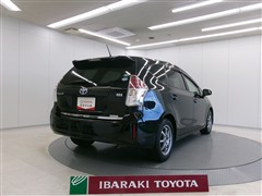 プリウスアルファ S