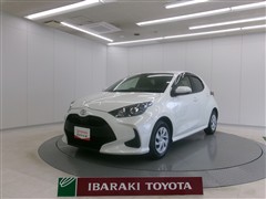 トヨタ ヤリス X