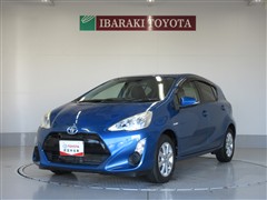 トヨタ　アクア G