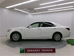 クラウンロイヤル HV ロイヤルサルーン