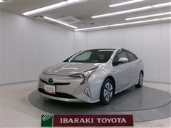 トヨタ プリウス A