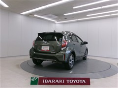 アクア クロスオーバー グラム