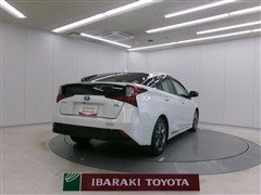プリウス A ツーリングセレクション