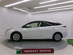 プリウス S セーフティプラス